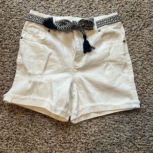 Distressed white shorts